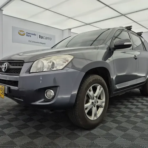 Toyota Rav4 2011 2.4 Imperial At