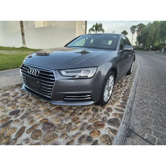 Audi A4 2.0 T Select 190hp Dsg
