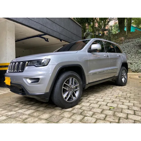 Jeep Grand Cherokee 3.6 Laredo At 4x4 2019