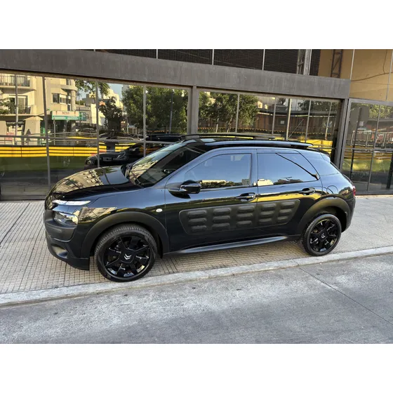 Citroën C4 Cactus 1.2 Puretech 110 At6 S&s Shine