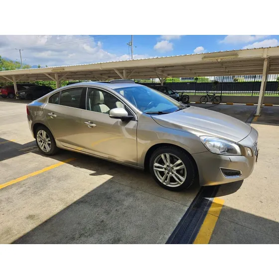 Volvo S60 2.0 T5