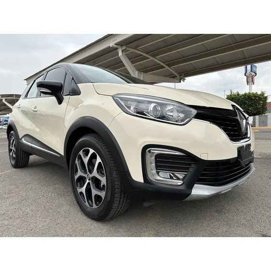 Renault Captur 2.0 Iconic At