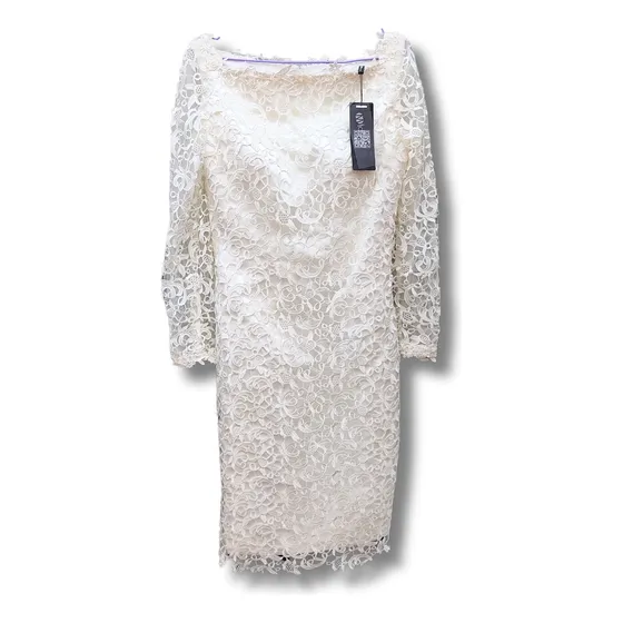 Vestido De Novia Corto. Marfil