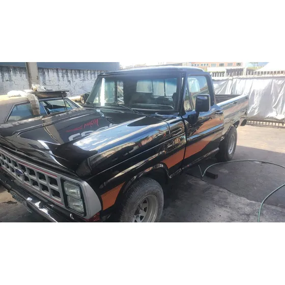 Ford F1000 Ss