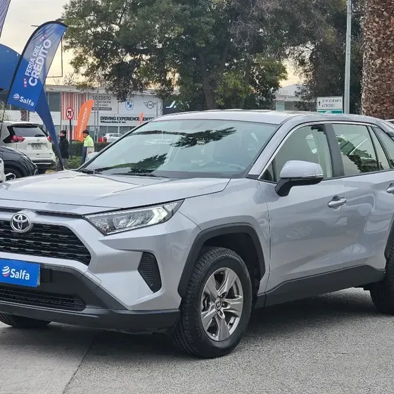 Toyota Rav4 2025  2.0 Le 4x2 Cvt At 5p