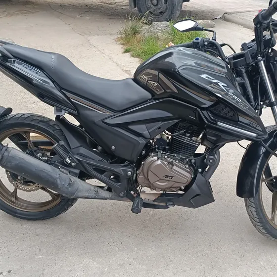Moto Akt 200 C4