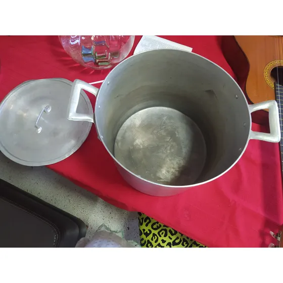 Olla Mondoguera 17 Litros