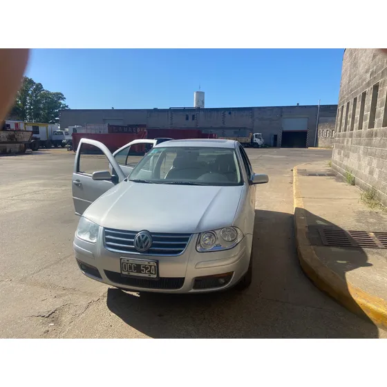 Volkswagen Bora 2.0 Trendline 115cv Tiptronic