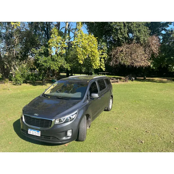 Kia Carnival 2.2 Crdi