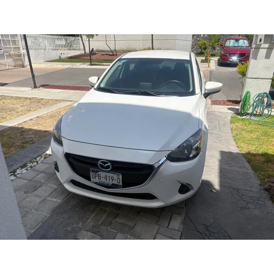 Mazda Mazda 2 1.5 I Touring Mt
