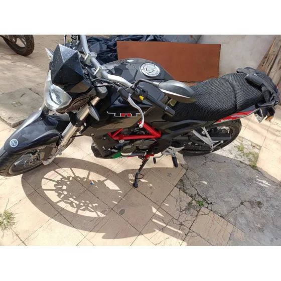 Benelli Tnt 250