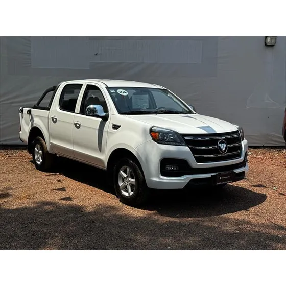Toyota Tundra 2.4 E5 Mt