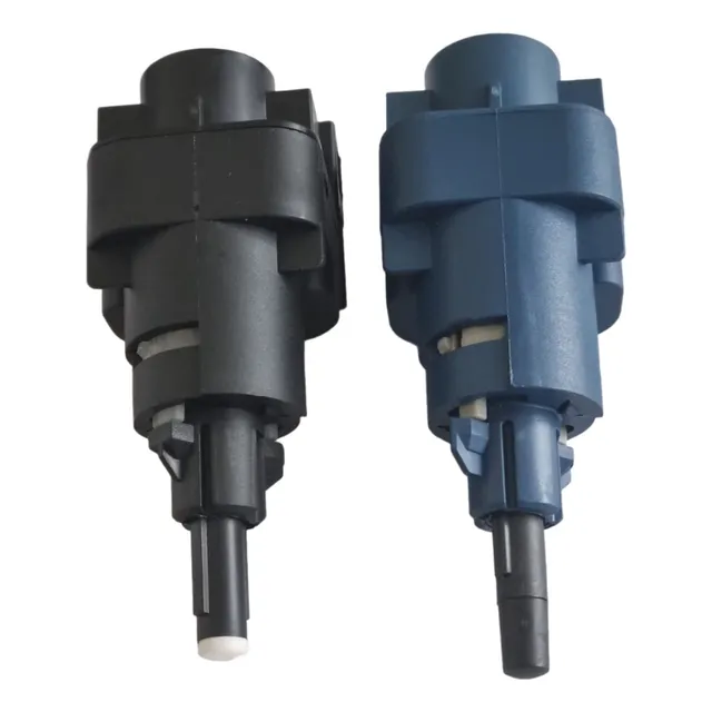 Interruptor Sensor Luz Freio Gol Fox Polo + Pedal Embreagem