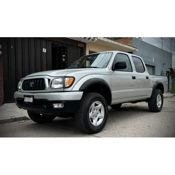 Toyota Tacoma Prerunner 4x2 At V6 3400 Doble Cabina