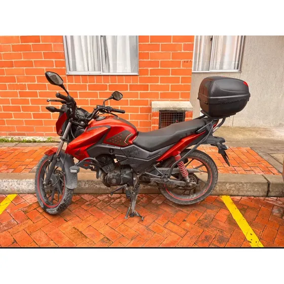 Motocicleta Honda Cb125f Modelo 2019 Con Baúl En Buen Estado