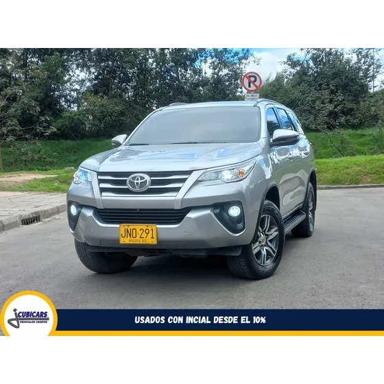 Toyota Fortuner 2.4 Street At 7as