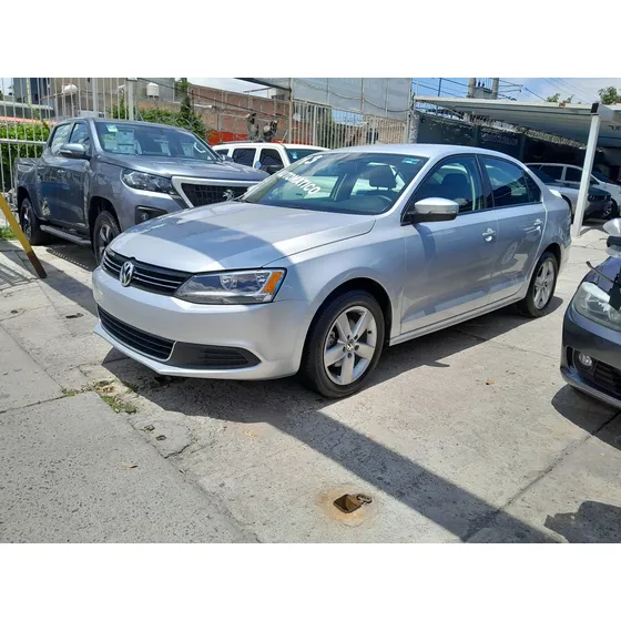 Volkswagen Jetta 2.5 Style Active Tiptronic At