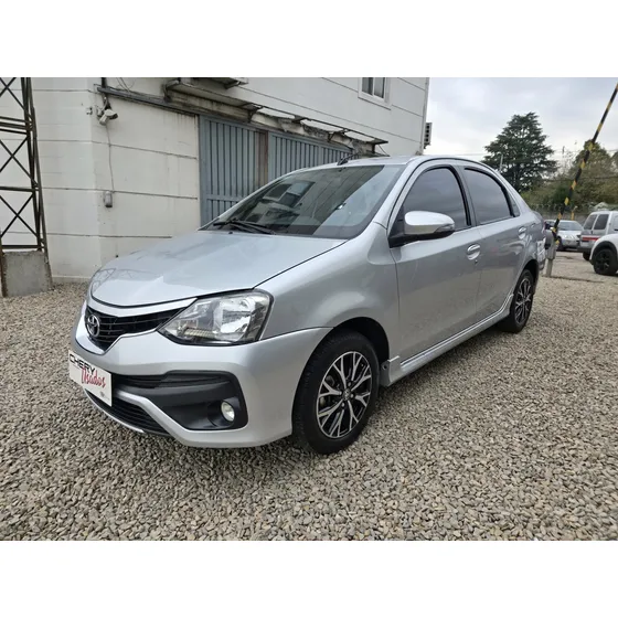 Toyota Etios 1.5 Platinum 4 P Automática