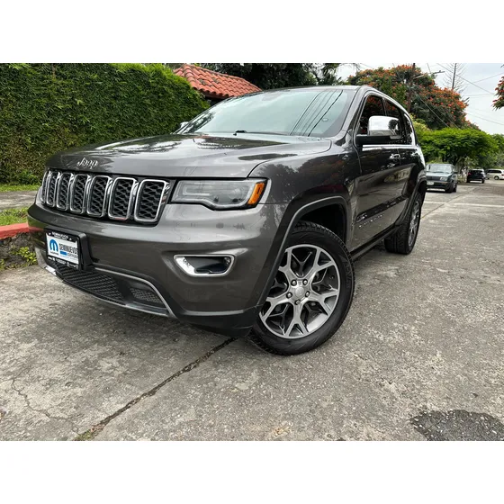 Jeep Grand Cherokee 3.6 Limited Lujo 4x2 At