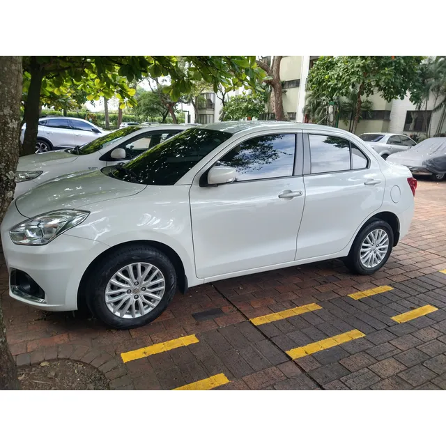 Suzuki Swift Sedán 1.2 Dzire Gl