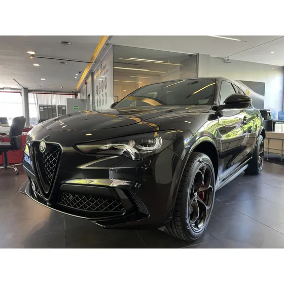Alfa Romeo Stelvio Stelvio Ferrari Quadrifoglio 510cv