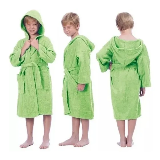 Salidas De Baño Para Niño Con Capucha - Verde - Arma Tu Look