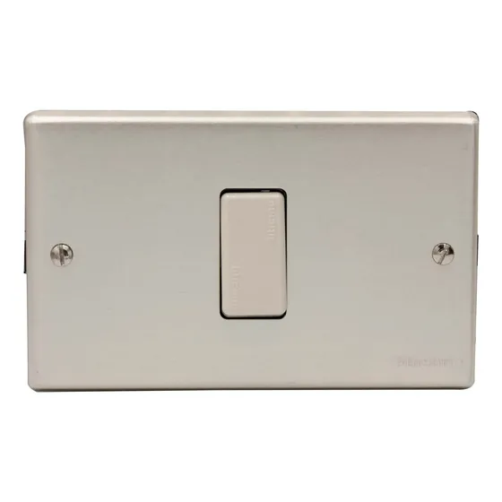Interruptor Simple 9/12 10a250v Armado 5001/10 Magic Bticino