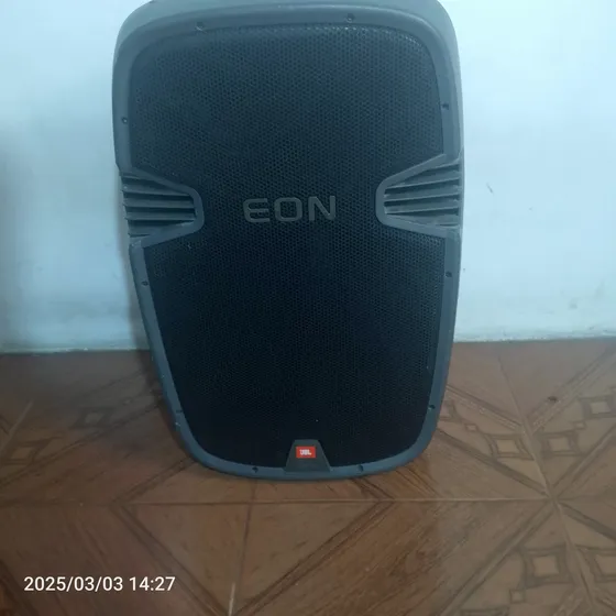Corneta Jbl Eon 305 Pasiva 15 Pulgadas