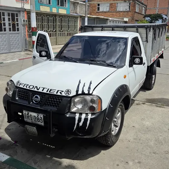Nissan D22 Frontier 2012 2.4 Ax D22