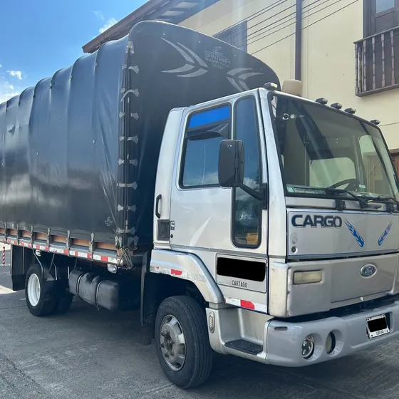 Ford Cargo 815