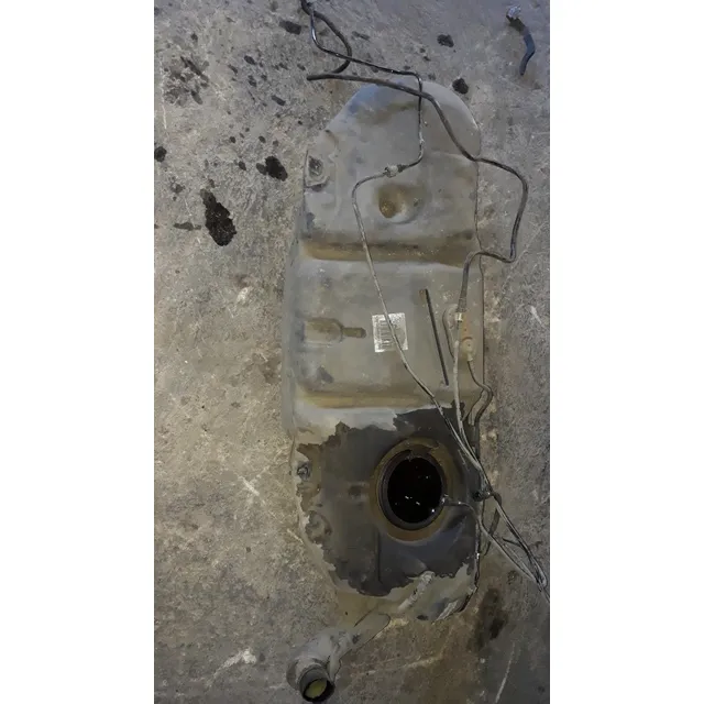 Tanque De Gasolina Con Mangueras De Peugeot 206 207