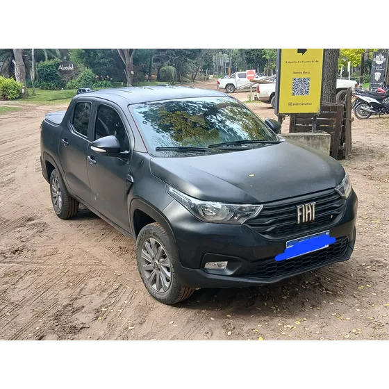 Fiat Strada 1.4 8v Freedom Cd