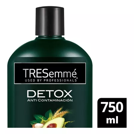 Shampoo TRESemmé Detox anti contaminación Aceite de Aguacate en botella de 715mL por 1 unidad