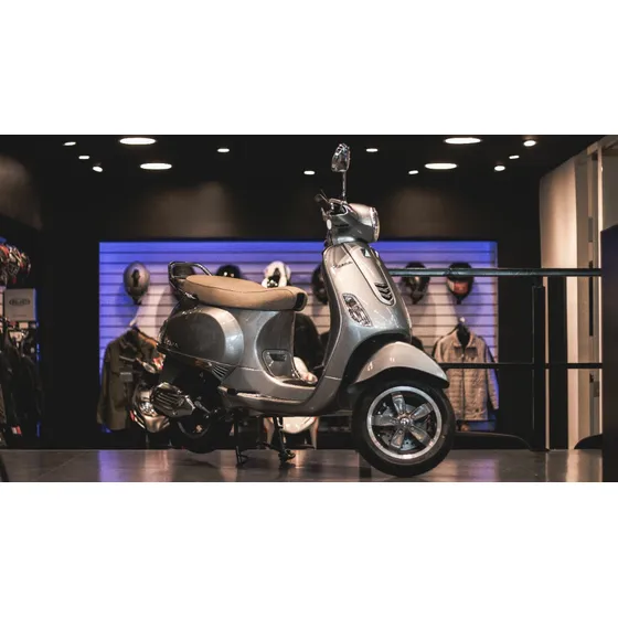 Vespa Vxl 150 Abs Inyeccion Led Abs Retira La Tuya Motoplex