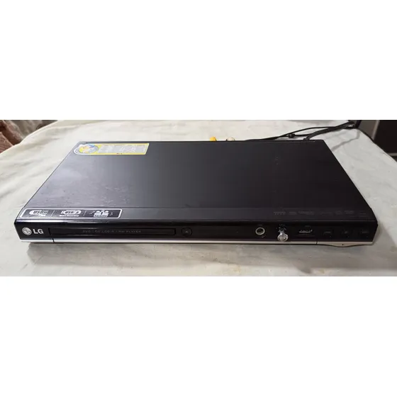 Dvd - Cd Marca LG Modelo Dv 457