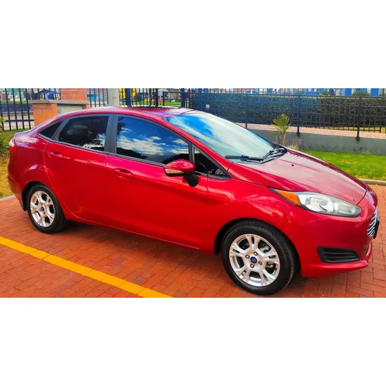 Ford Fiesta 1.6 Sportback Se Mecánica