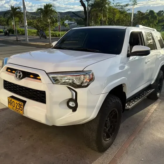 Toyota 4runner 2015 4.0 Sr5