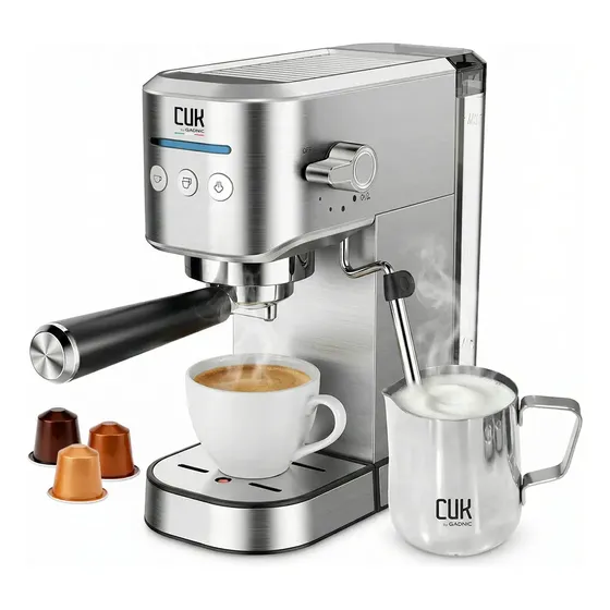 Cafetera Espresso Cuk By Gadnic 20 Bar 3 En 1 Cápsulas Nespresso Y Dolce Gusto + Jarrito De Leche