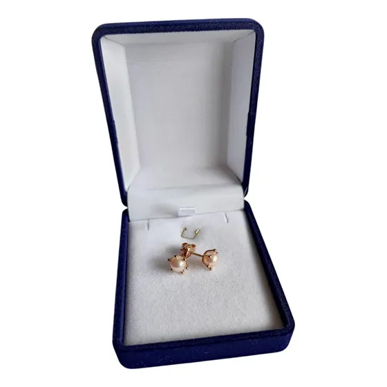Aros Apegados De Oro 18 K Con Perlas Pistilos 1,8 Gramos