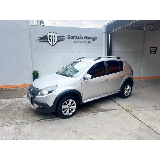 Renault Sandero Stepway 1.6 Privilege 105cv