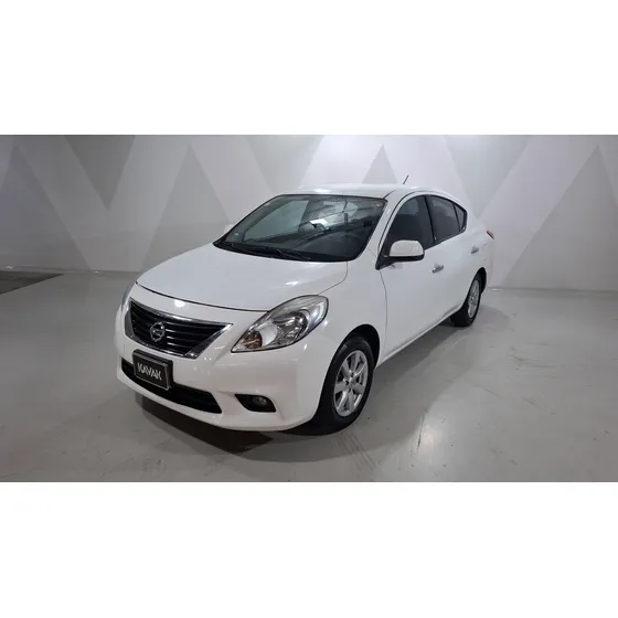 Nissan Versa 1.6 Advance Ta Ac