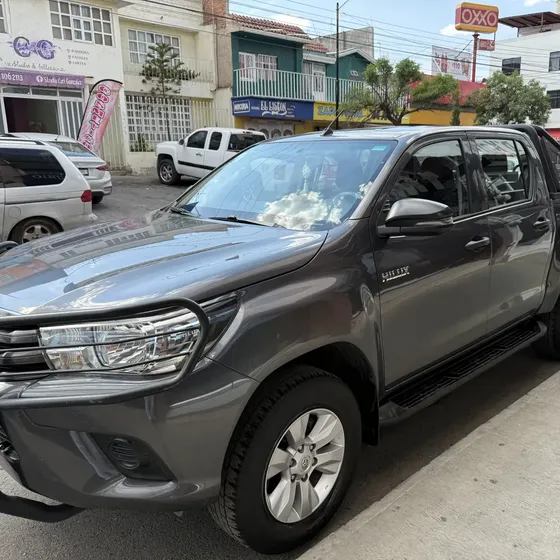 Toyota Hilux 2018 2.7 Cabina Doble Sr Mt