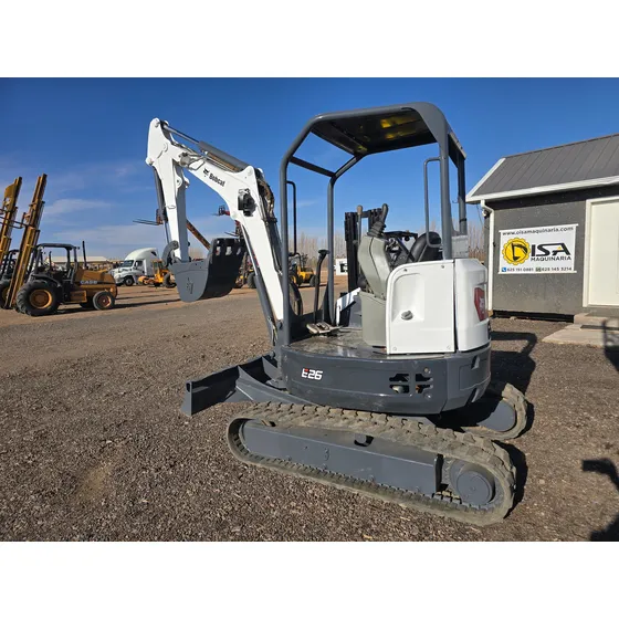 Mini Excavadora Bobcat 2012 Modelo E26, Motor Diesel Kubota