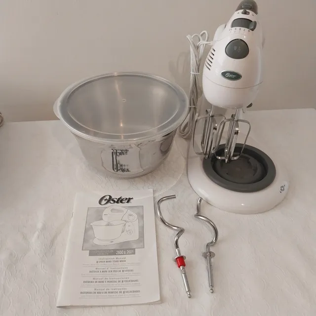 Batidora Con Base Y De Mano Oster 2601 , Usada  Buen Estado