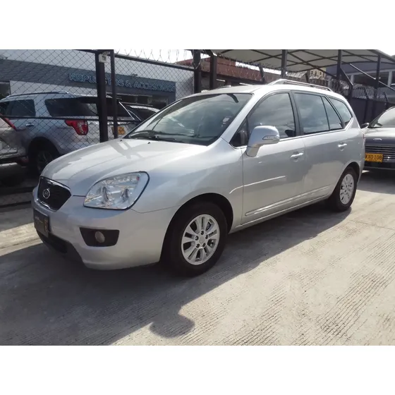 Kia Carens 2.0 Rondo Ex