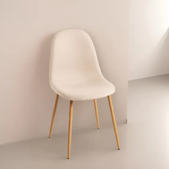 Silla Comedor Eames Forrada Con Tela Lavable Ypatas De Metal