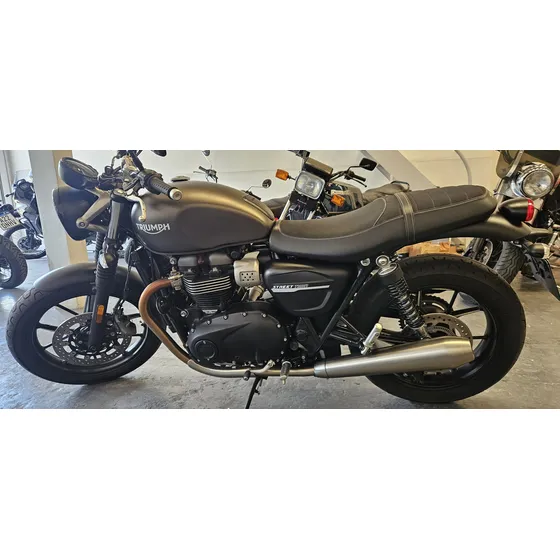 Triumph Street Twin 900