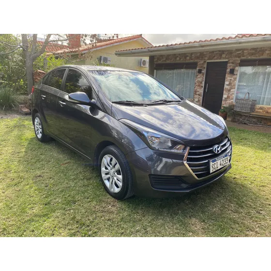 Hyundai Hb20s 1.6 Comfort Plus 4p