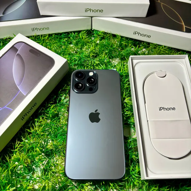 Iphone 16 Pro Max C.l.o.n.e. Blanco