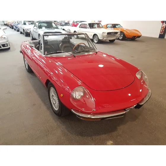 Alfa Romeo Spider 2.0 (1974) - Macomeclassic